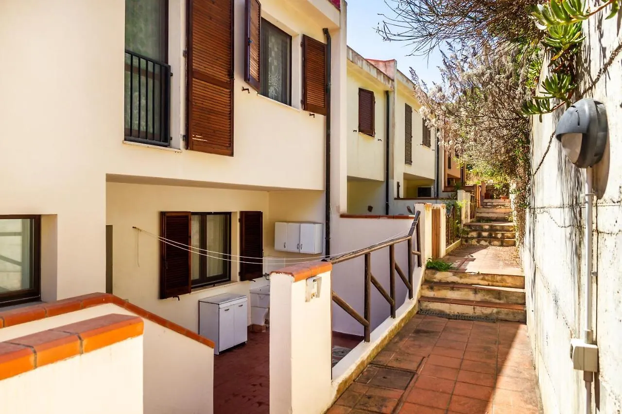 Casa Luz Villa Giglio Porto 0*,